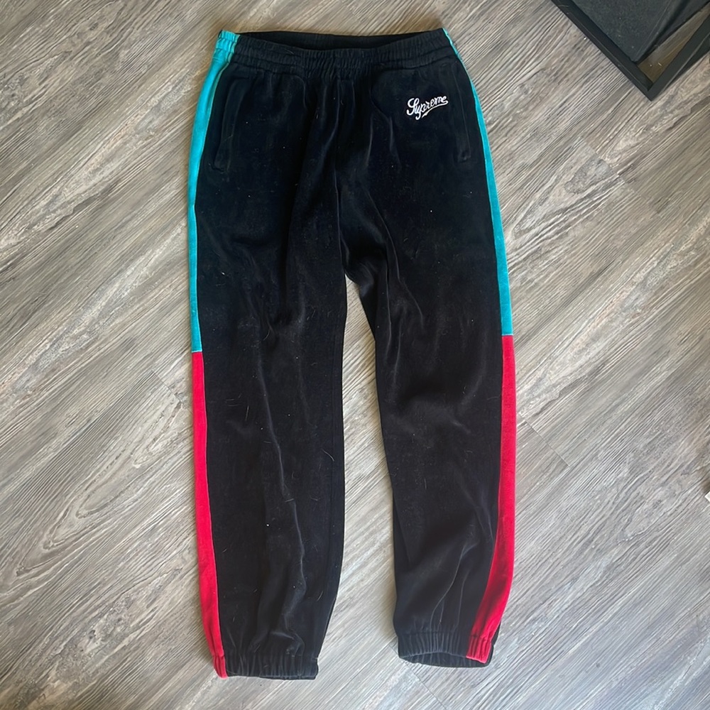 SUPREME SWEATS 💎